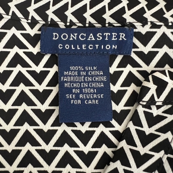 DONCASTER COLLECTION SILK BLOUSE 12 FLOWY OFFICE TRAVEL ELEGANT GEOMETRIC CHIC - Picture 10 of 12